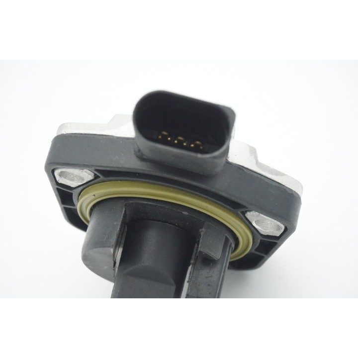 Sensor Aceite Motor AUDI VW VOLKSWAGEN SKODA ASIENTO PORSCHE GOLF S MK5 2004  1J0907660C 1J0 907 660 C 1J0 907 660C