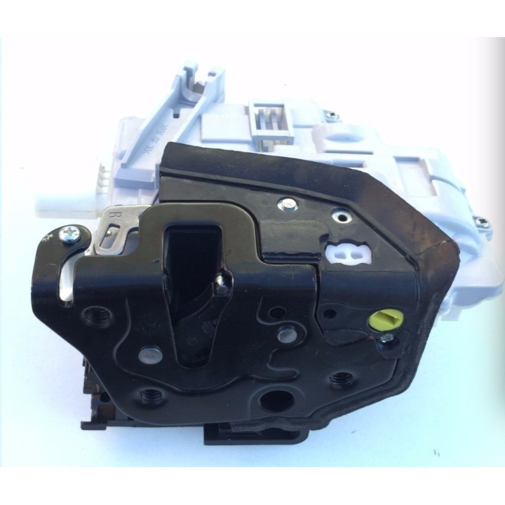 Cerradura Delantera Derecha  VW PASSAT B6 SKODA SUPERB A4 A5 Q5 Q7 TT 3C1837016A